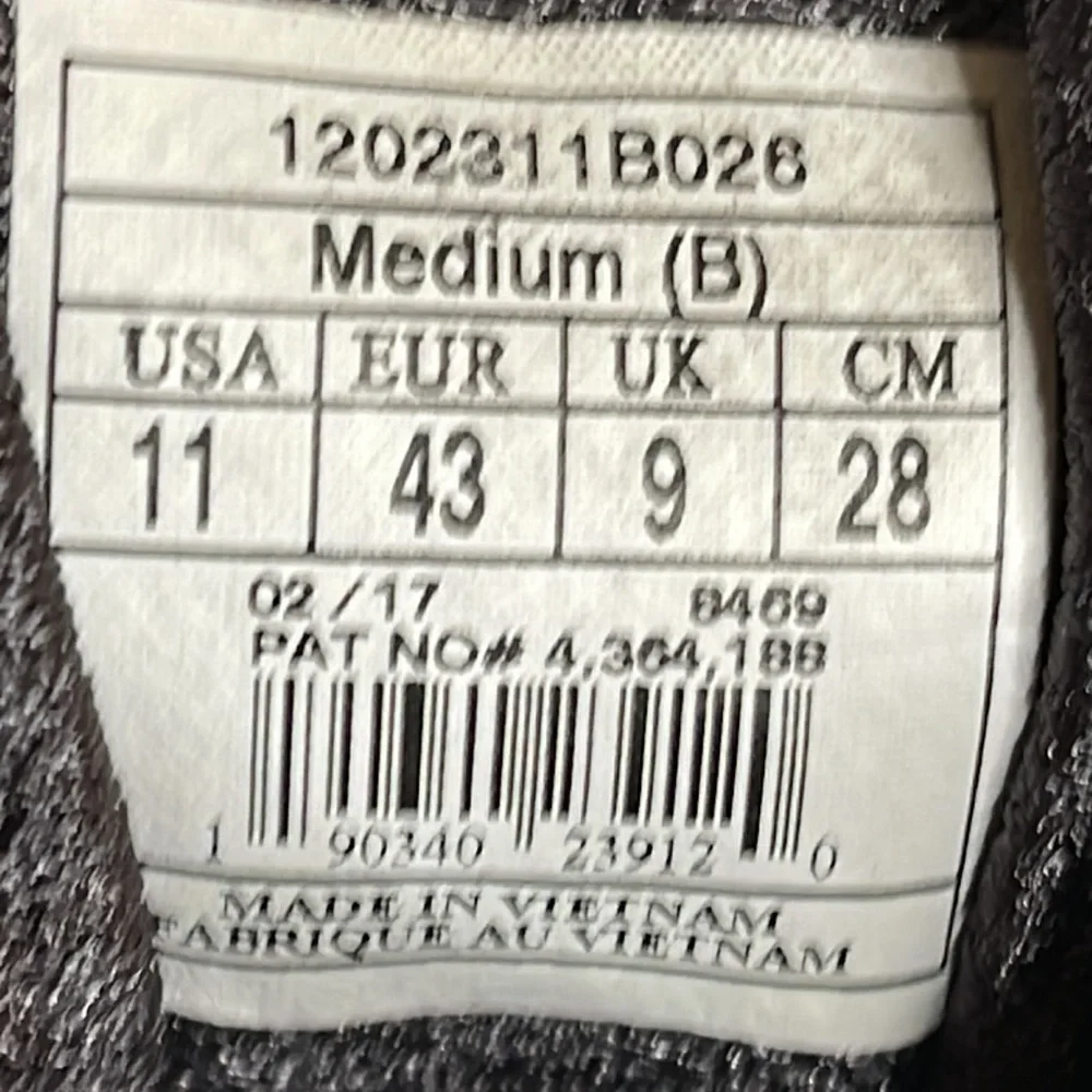 Brooks Women’s Adrenaline GTS 17 Grey/Black/Pink Size 11 - EUC